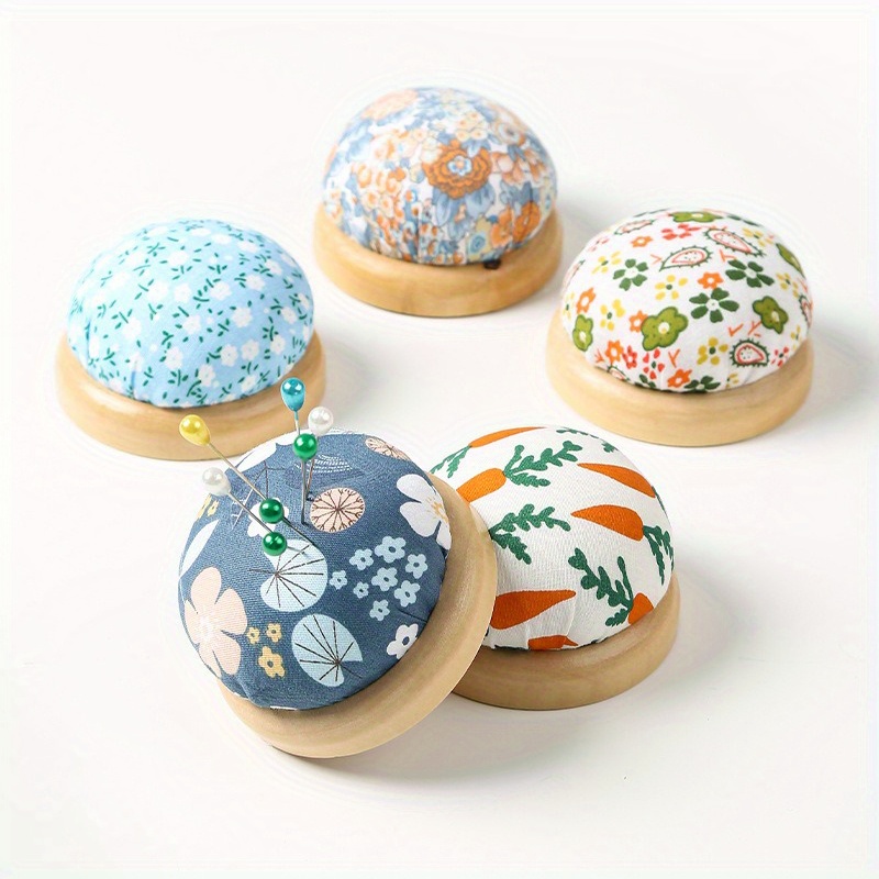 1Pc Ramdon Farbe Holz Stehen T – Sewing Pin Cushion Bewertung und Preis